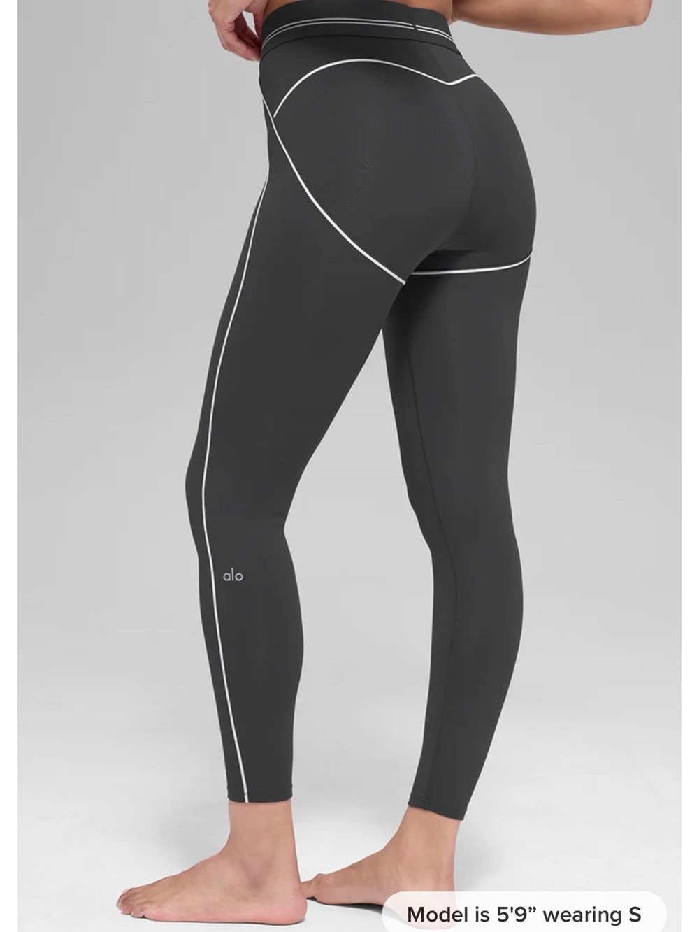Alo Yoga Airbrush High-Waist Heart Throb leggings in black/white - Picture 3 of 6